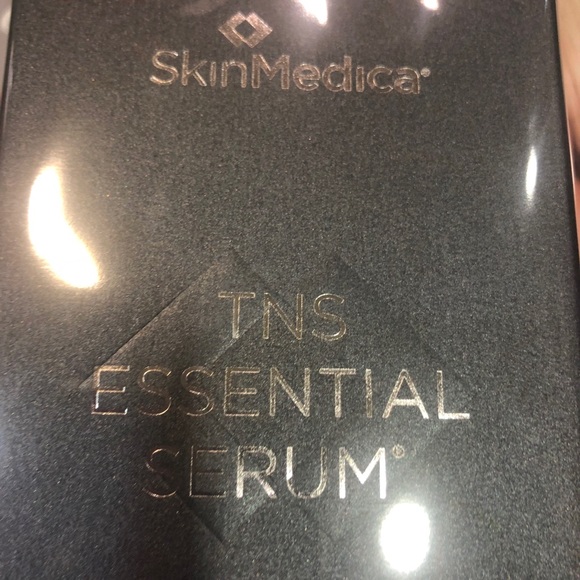 SkinMedica TNS Essential Serum 1oz NEW last one - Picture 2 of 3